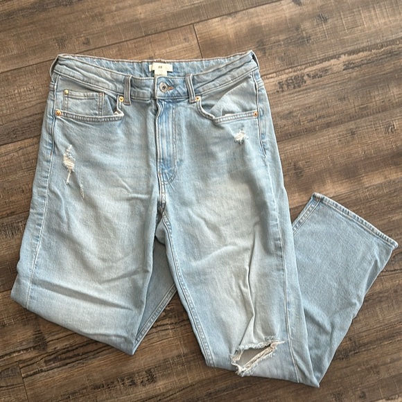 H&M High Rise Straight Leg Jeans - Picture 4 of 5